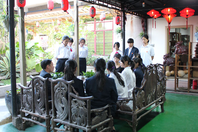 广州市旅游商务职业学校交流活动