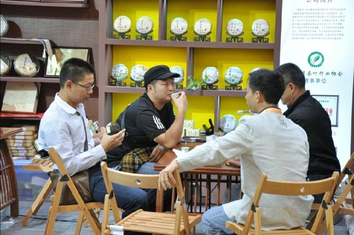 茶莫停亮相2013广州秋季茶博会