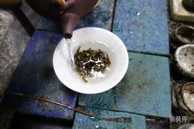 茶莫停“乔木大叶青饼