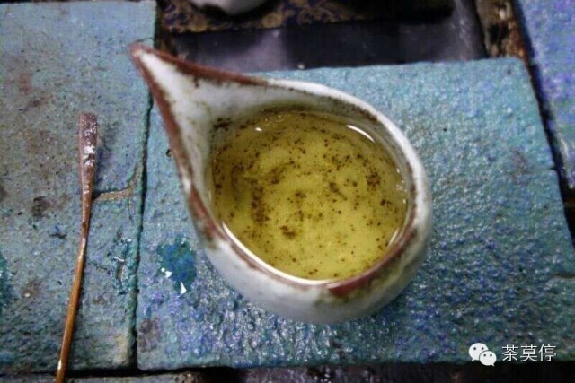 茶莫停“乔木大叶青饼